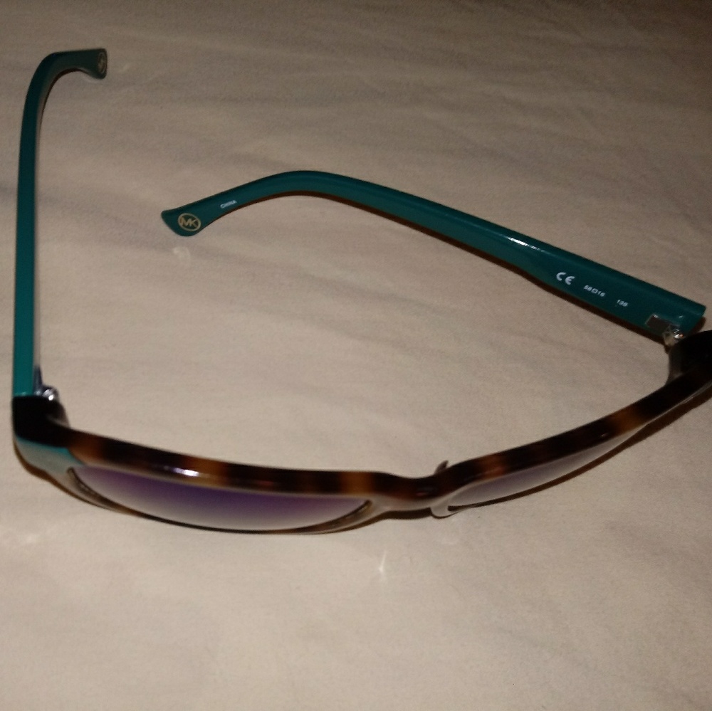 💥SALE💥⭐AUTHENTIC MICHAEL KORS⭐ - Picture 6 of 7